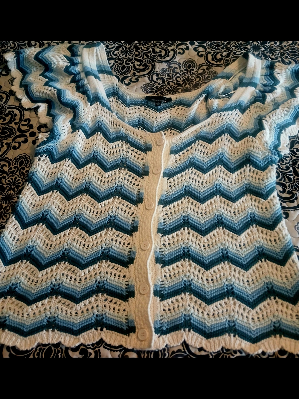 Crochet Chevron Short-Sleeve Cardigan Sweater - Blue & White